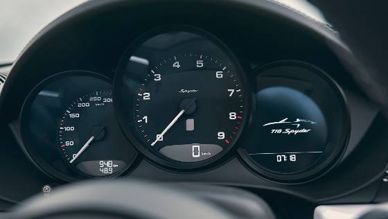 2019 Porsche 718 718 Spyder Interior 005
