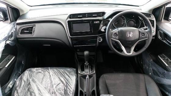 2018 Honda City 1.5 V Interior 001