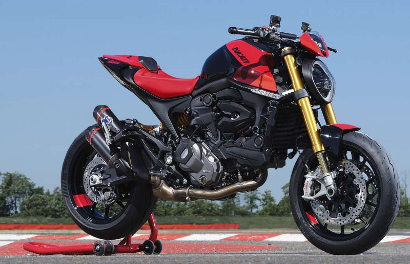 Ducati Monster SP (2023) dipertontonkan, fork Ohlins, Brembo Stylema, ekzos Termignoni! 02