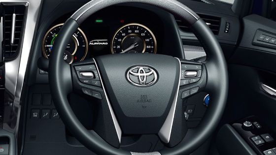 Toyota Alphard (2018) Interior 001