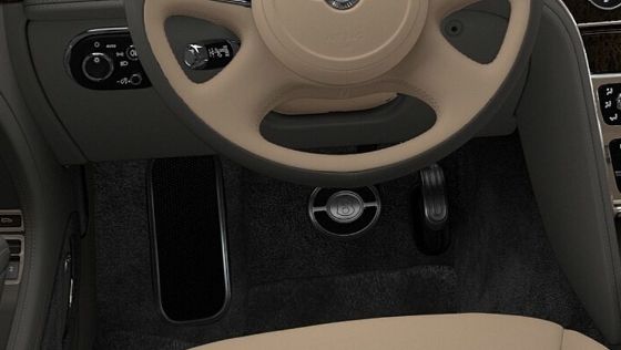 Bentley Mulsanne (2017) Interior 003
