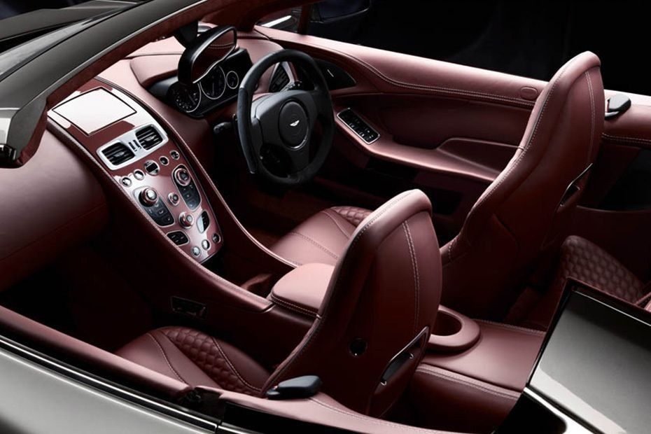 Aston Martin Vanquish (2018) Interior 003