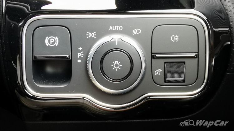 Asia suka tangkai, Jerman suka tombol - Ini sebab kawalan lampu berbeza & kenapa tiada kereta yang sempurna
