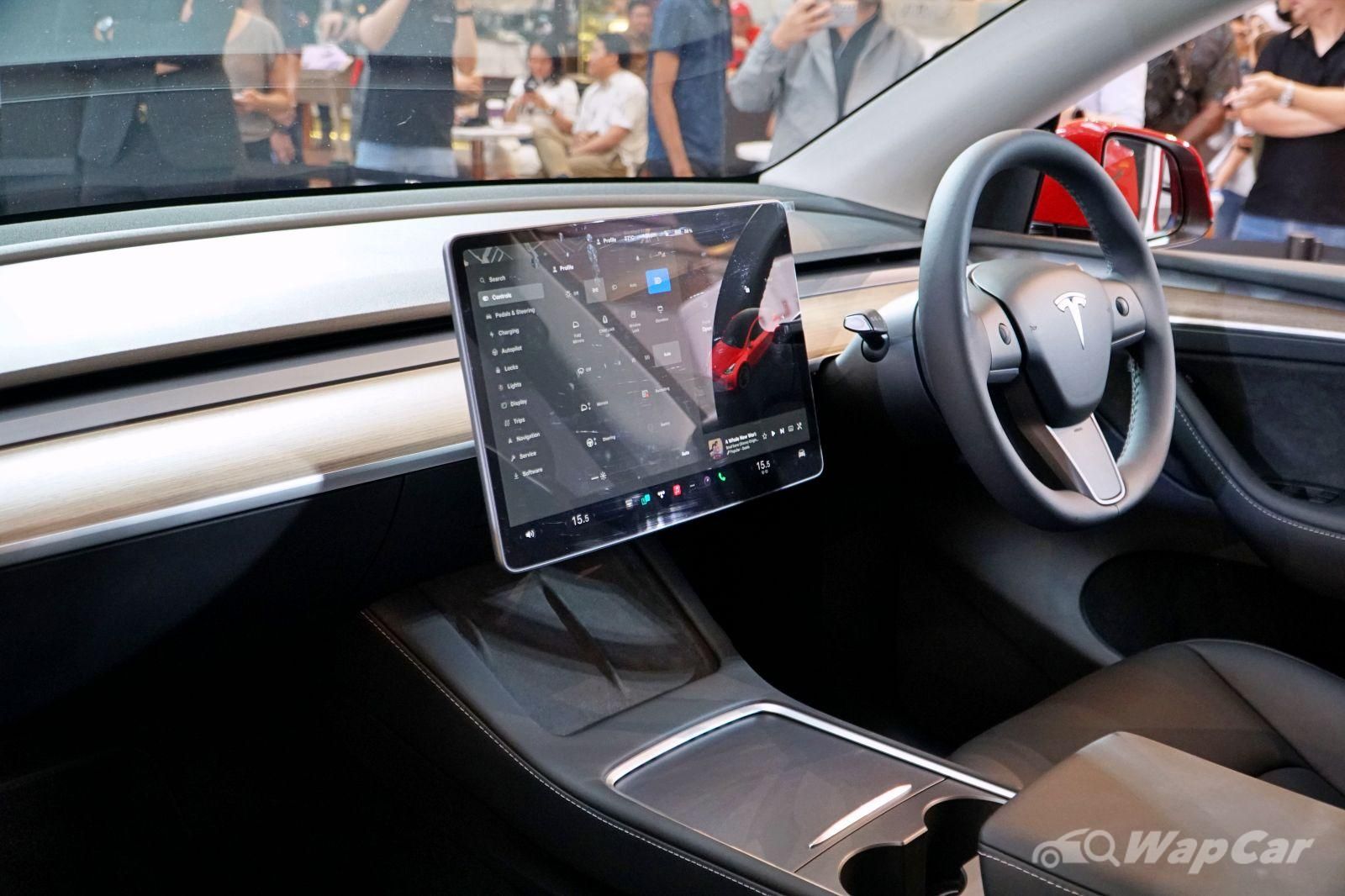 2023 Tesla Model Y Performance Interior 003