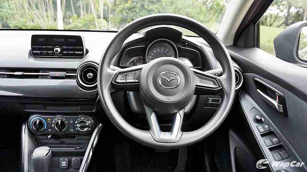 2018 Mazda 2 Hatchback 1.5 Hatchback GVC Mid-spec Interior 002