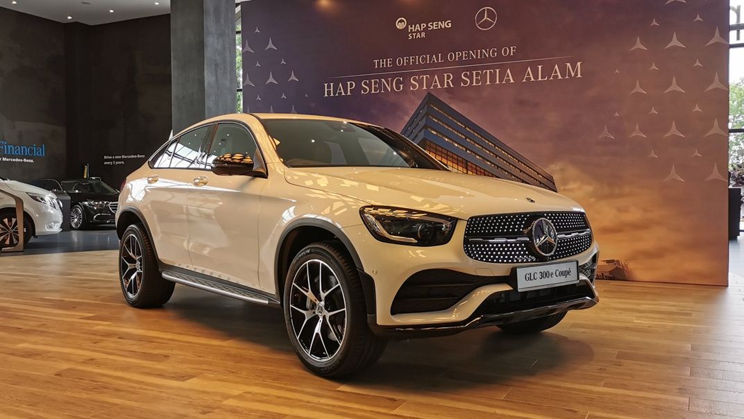 2022 Mercedes-Benz GLC Coupe 300e Price, Specs, Reviews, News, Gallery ...