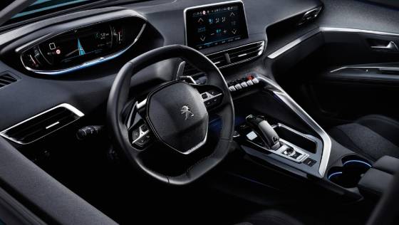 Peugeot 5008 (2019) Interior 002