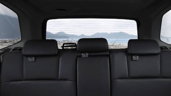 Subaru Forester (2018) Interior 008