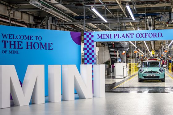 Coming to Malaysia, revitalised 2024 MINI Cooper petrol begins production in Oxford plant