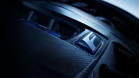 Lexus RC F (2020) Interior 006