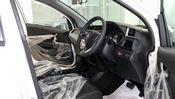 2018 Honda BR-V 1.5 V Interior 002