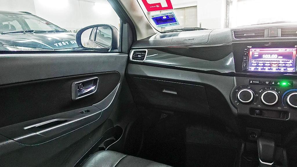 2018 Perodua Bezza 1.3 Advance Interior 005
