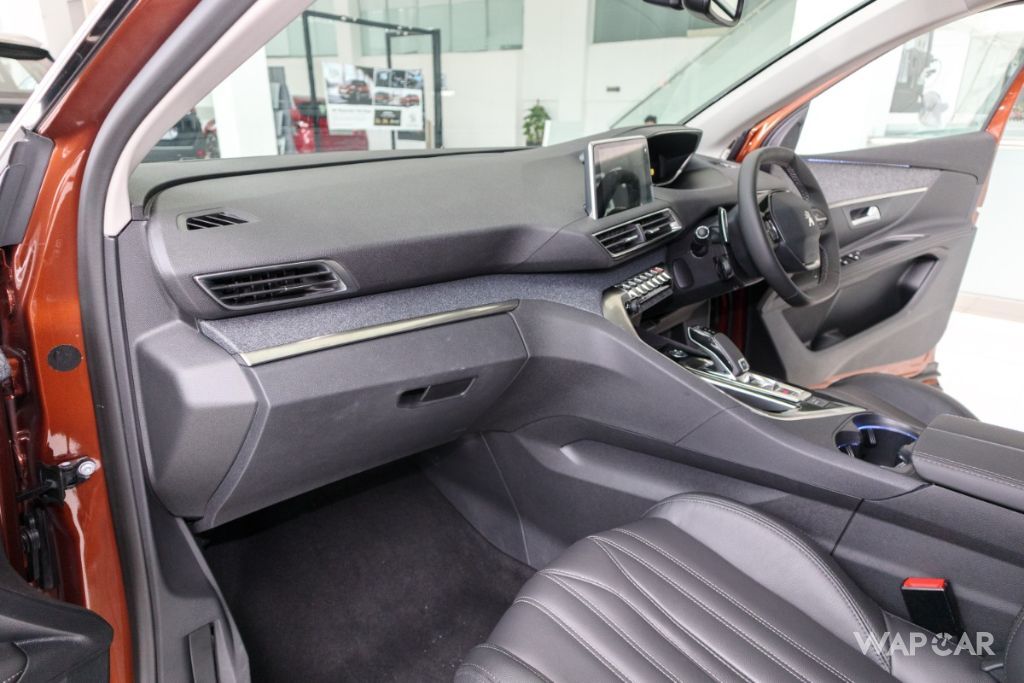 2019 Peugeot 3008 THP Plus Allure Interior 003