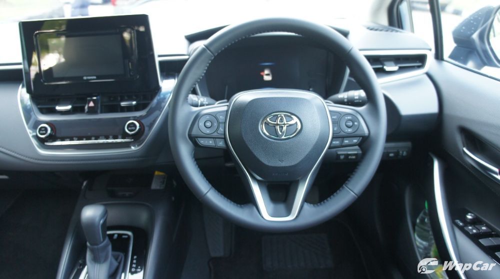 2019 Toyota Corolla Altis 1.8E Interior 003