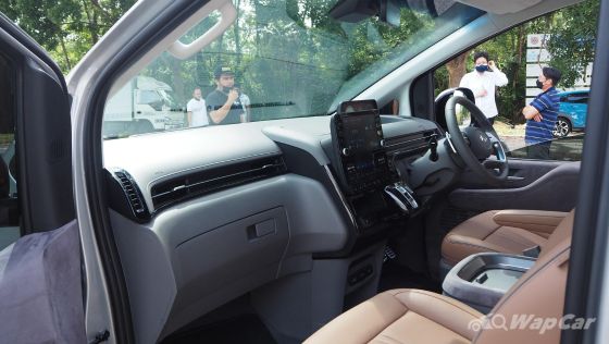 2021 Hyundai Staria 2.2 Premium Interior 006