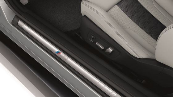 2021 BMW M4 Competition Coupe Interior 006
