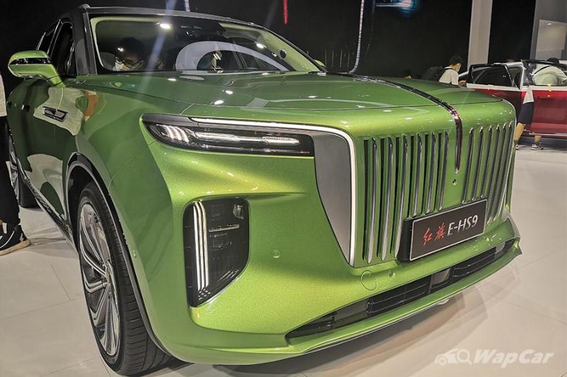 The Hongqi E-HS9 could scare Rolls-Royce with that large grille 02
