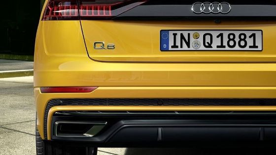 Audi Q8 (2019) Exterior 008