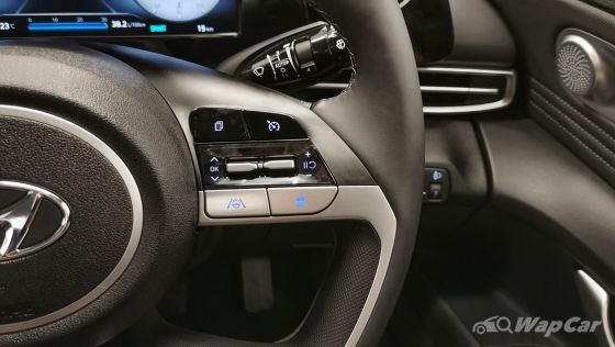 2021 Hyundai Elantra Premium Interior 009
