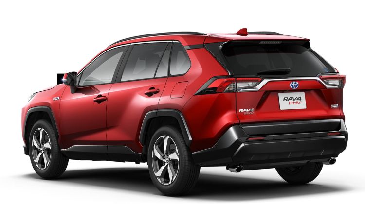 0-100 km/h in 6 seconds, the new Toyota RAV4 PHEV is the ultimate sleeper