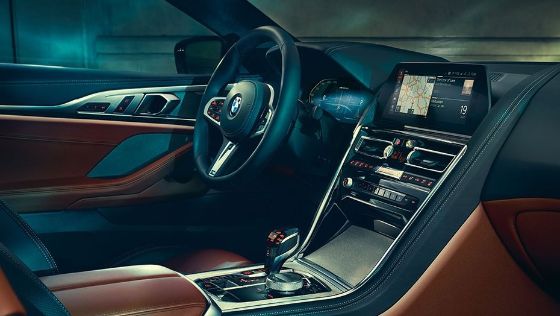 BMW 8 Series (2019) Interior 001