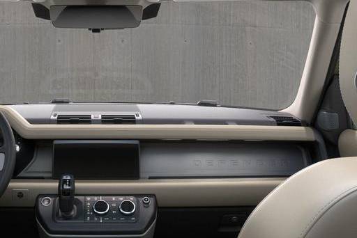 Land Rover Defender 110 (2020) Interior 002