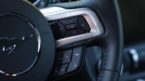 Ford Mustang (2018) Interior 014