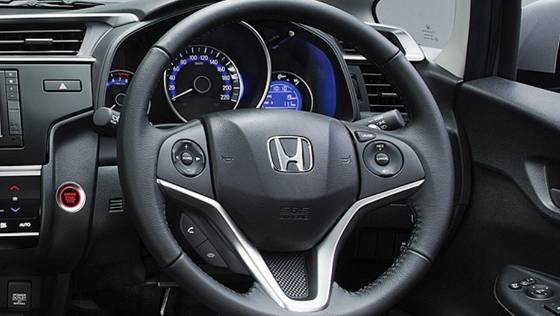 Honda Jazz (2018) Interior 002
