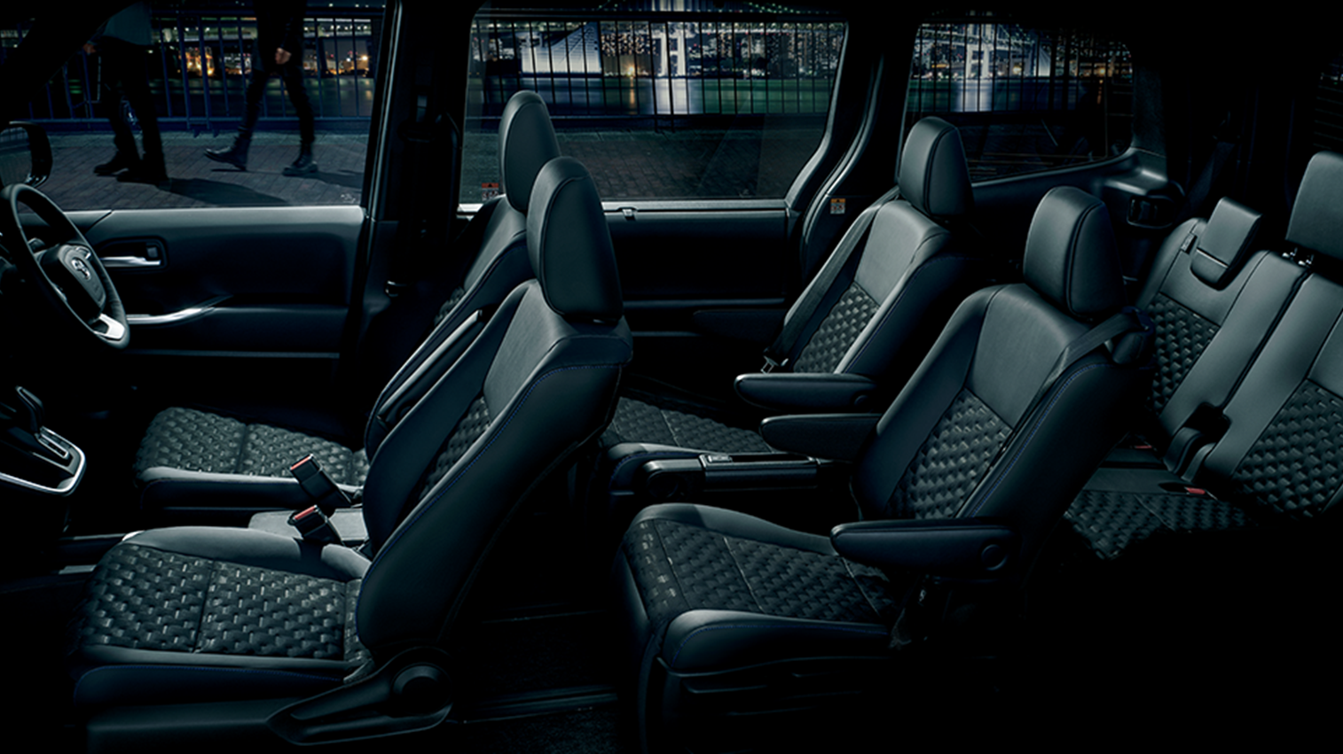2023 Toyota Voxy S-Z E-Four 1.8L Hybrid 7 Seats Interior 007