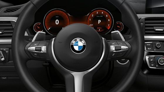 BMW 4 Series Coupe (2019) Interior 002