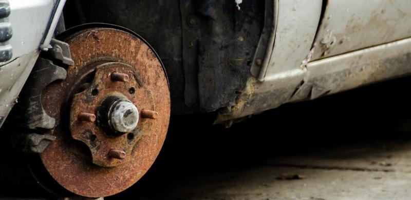 Brake disc rust - Is it dangerous? What should you do about it? 02