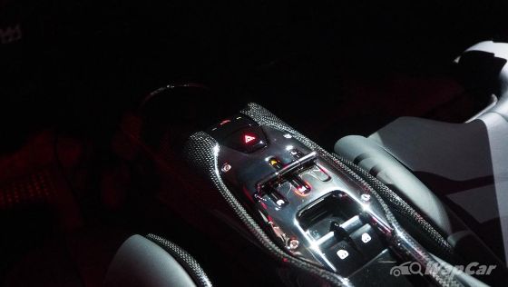 2022 Ferrari 296 GTB V6 Interior 006