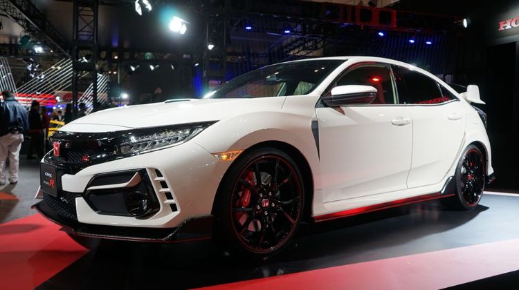 Honda presents new 2020 Honda Civic Type R facelift at the Tokyo Auto Salon