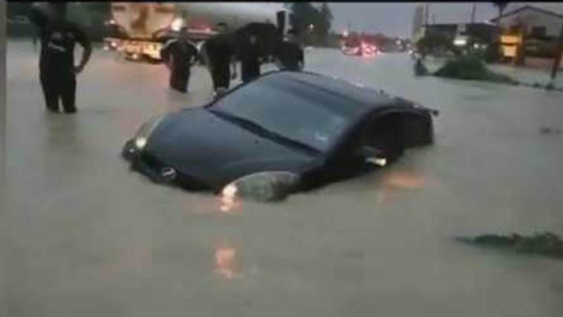 How driving through floods can damage your car, and here's how to do it safely 02