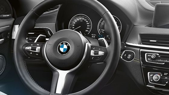 BMW X2 (2019) Interior 002