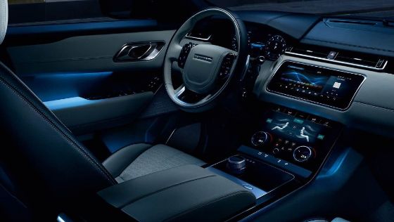 Land Rover Range Rover Velar (2018) Interior 001