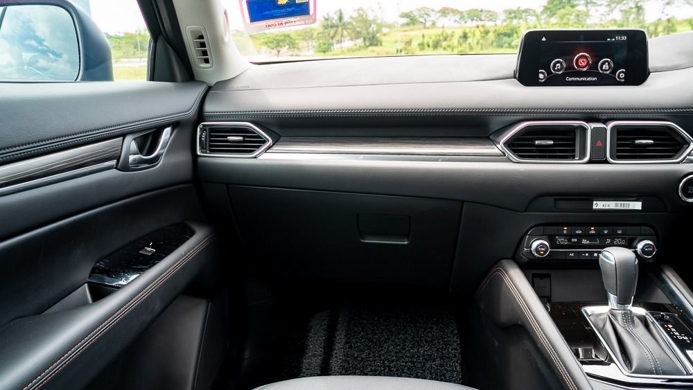 2019 Mazda CX-5 2.5L TURBO Interior 004