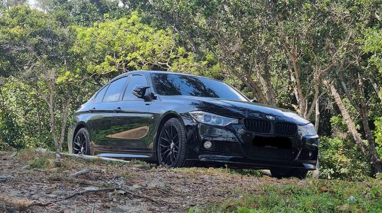 Owner Review:  Diesel Powered Black Knight, My BMW 320d Sport (F30)