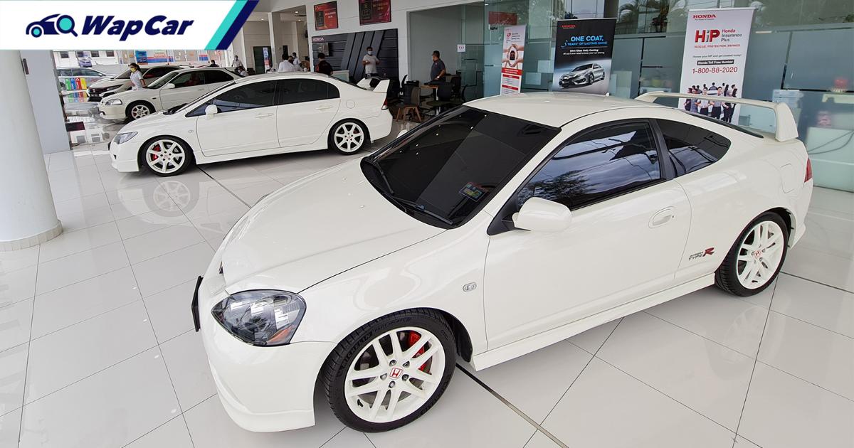 Out of new Hondas to sell, this Seremban dealer is turned into a Type R museum! 01