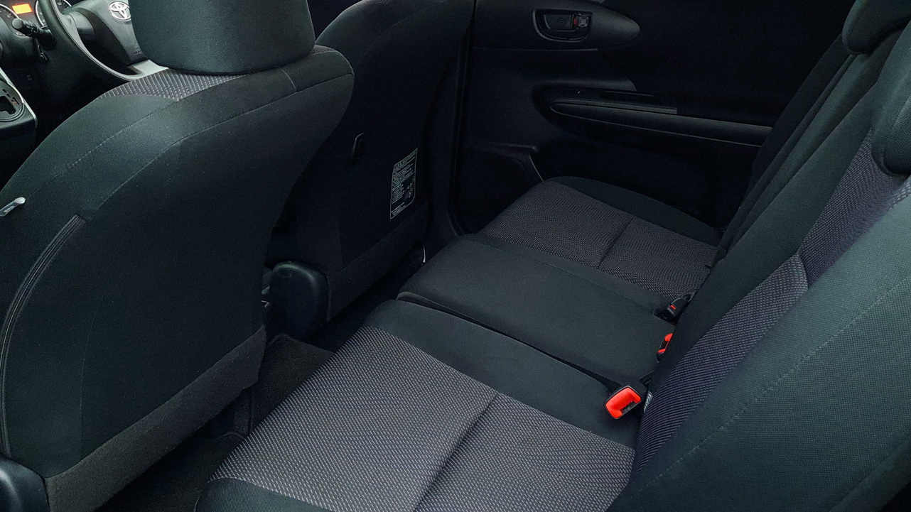 2017 Toyota Wish 2.0L Z Interior 007