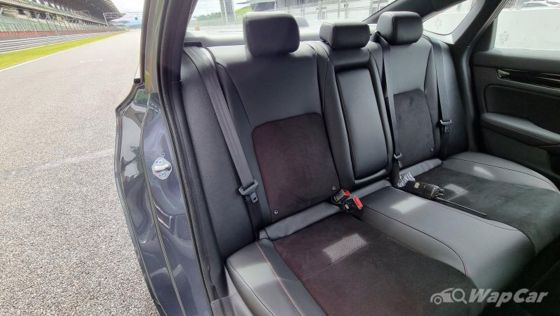 2022 Honda Civic e:HEV 2.0L RS Interior 002