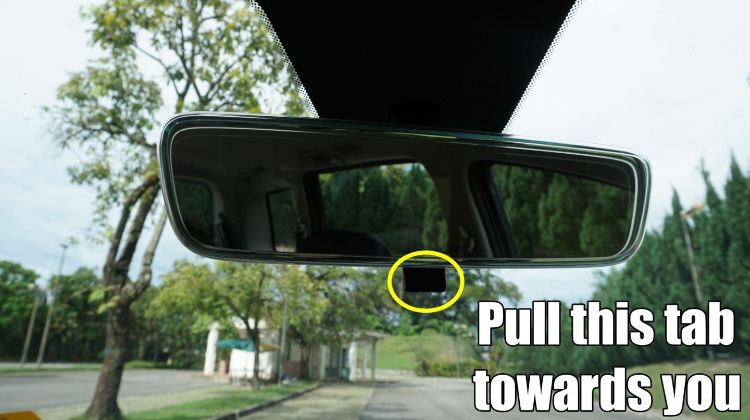 Image 2 details about Are you using your rear-view mirror's night mode  properly? - WapCar News Photos