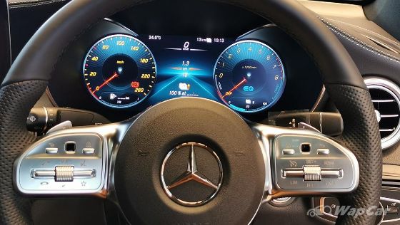 2022 Mercedes-Benz GLC Coupe 300e Interior 004