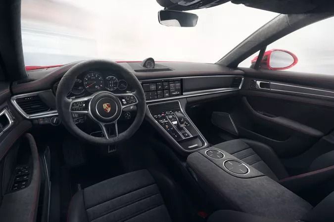 Porsche Panamera GTS(2019) Interior 003