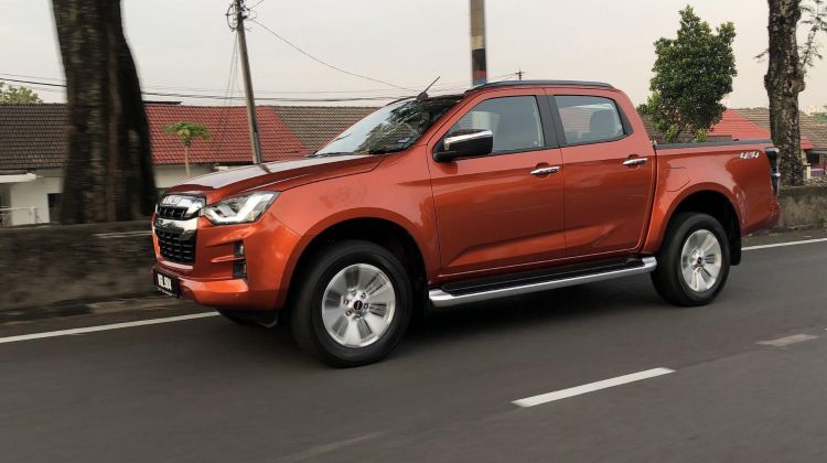Isuzu D-Max is catching up to Triton and Hilux; 7k units sold thus far in 2022, up nearly 2x since last year