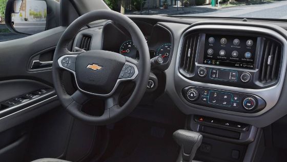 Chevrolet Colorado (2019) Interior 001