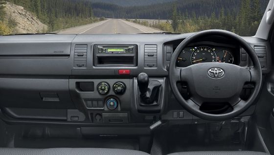 Toyota Hiace (2018) Interior 002