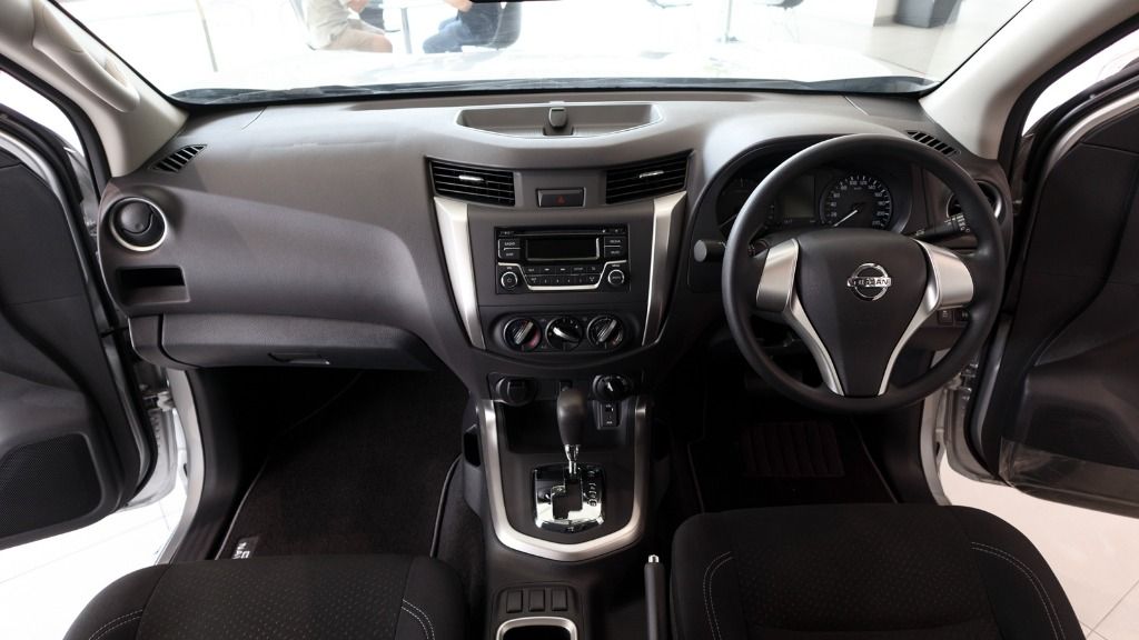 2018 Nissan Navara Single Cab 2.5 (M) Interior 001