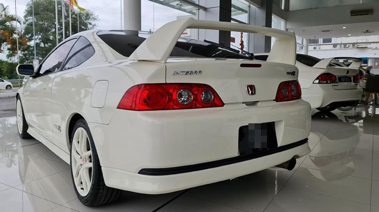 Out of new Hondas to sell, this Seremban dealer is turned into a Type R museum!