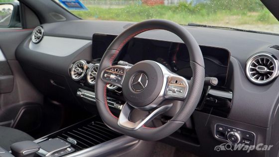 2021 Mercedes-Benz GLA 250 AMG Line Interior 002